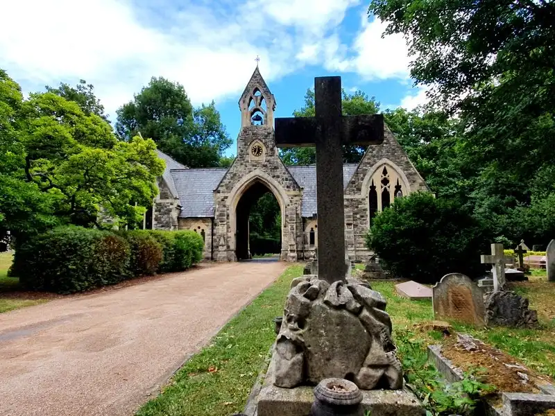 Hotels near Gunnersbury Park Museum