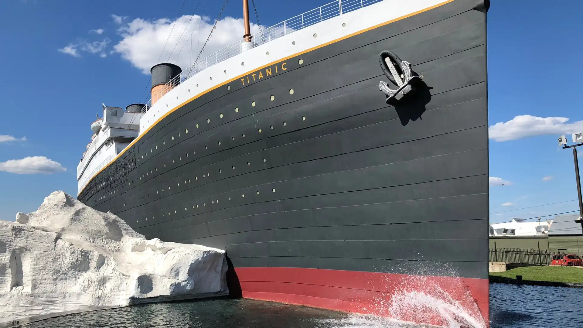Hotels near Titanic Museum Attraction