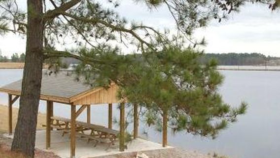Lake Wallace