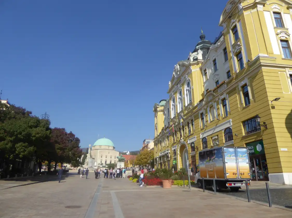Hotels near Kiraly Utca