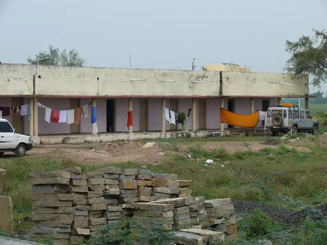 Hotels near Chandralamba Temple