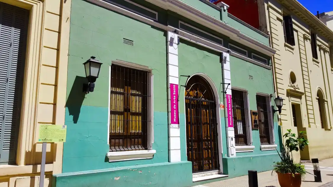 Hotels near Museum of Sacred Art