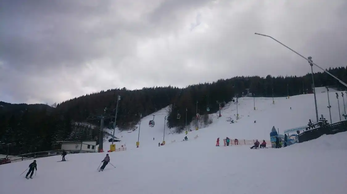 Hotels near Ternitzer Stahlstadtmuseum