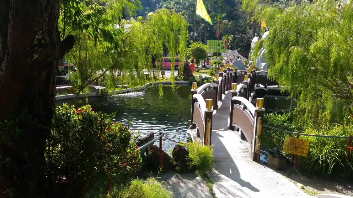 Hotels near Fu Lin Kong Temple