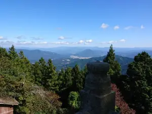 Kinzan-Shusseki Temple.(Setonaikai National Park)