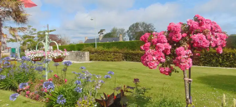 Hotels in Grandcamp-Maisy