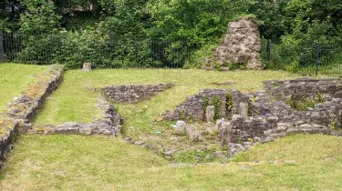 Roman Bath House and Wery Wall Remains