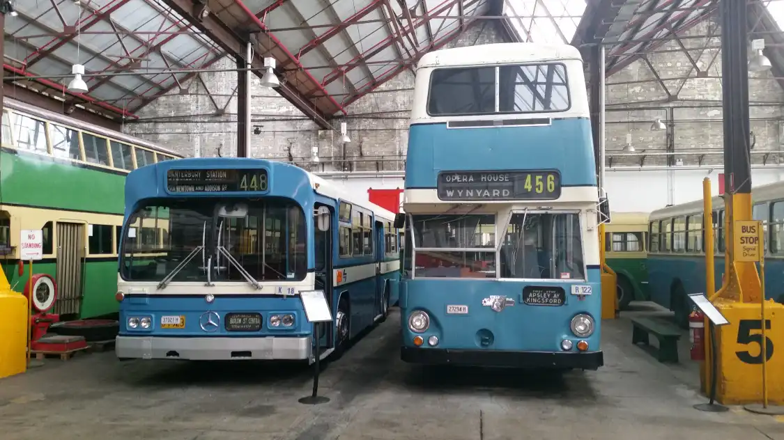 Sydney Bus Museum 주변 호텔