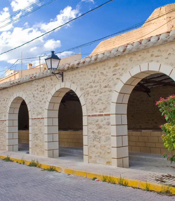 Elche de la Sierra
