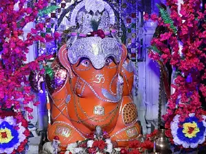 Dundalaji Bade Ganesh Ji Mandir Chachaura