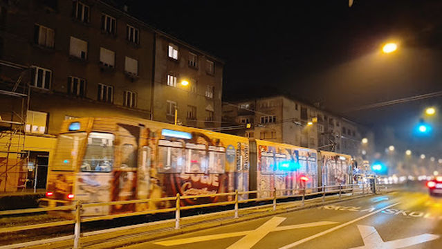 Luda Kuća - Ludilište