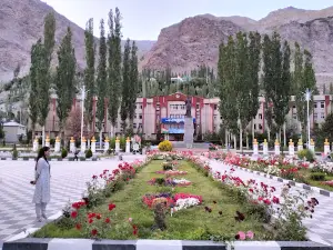 Khorog square named after Somoni