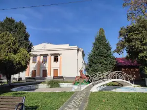 Casa de Cultură Moldova Nouă