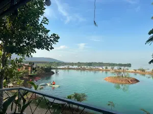 Đồng Sến Farmstays