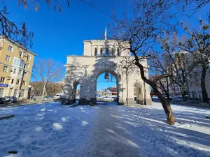 Triumphal Arch "Tiflis Gate"