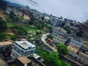 Apparently built Bakr Mosque