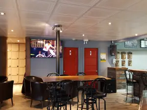 Mel's Café-Bar