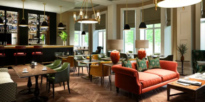 Langton's At Cooper's Hill