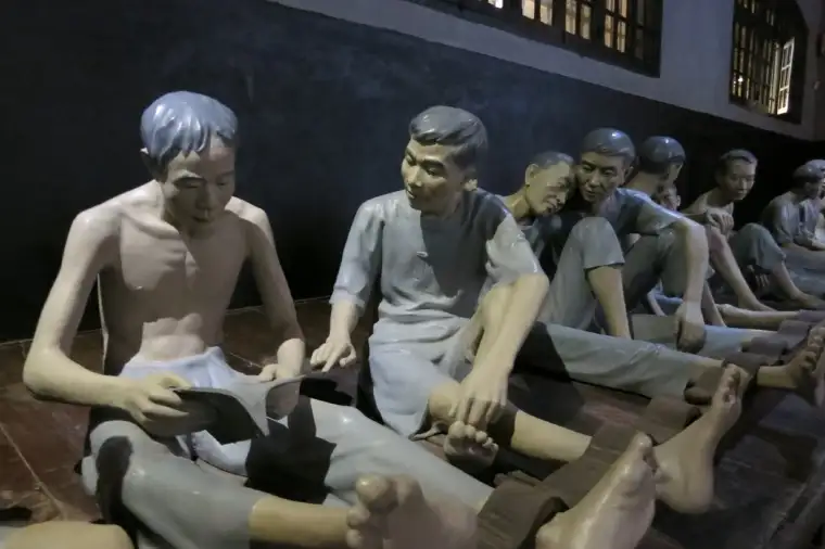 ホアロー収容所跡