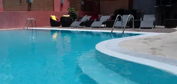 游泳池 粵海華美灣際酒店優惠