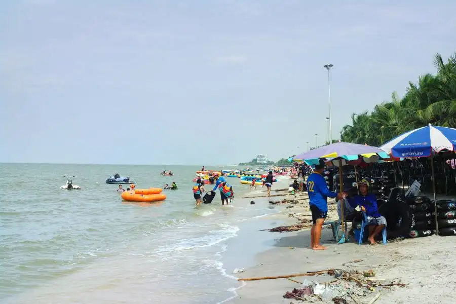 アンバンビーチ