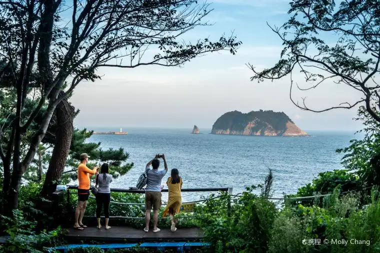 濟州島景點推介 — 龍頭岩