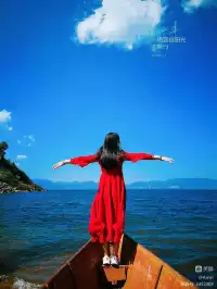 热爱旅游的凯西