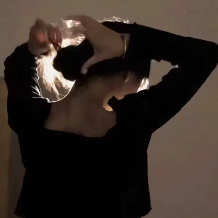 head-img
