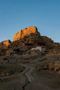 Xunbaoxinghe 烏魯木齊野馬絲路驛站文化主題沙龍優惠