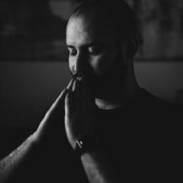 user-avatar
