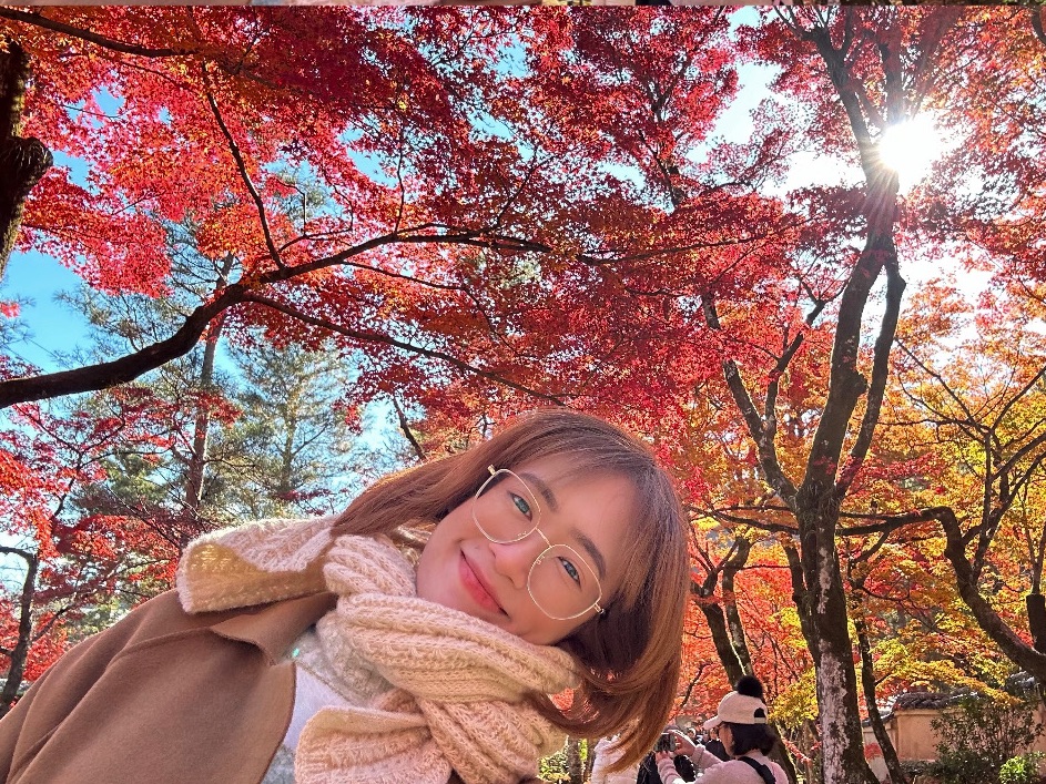 Supatcha (有微信)