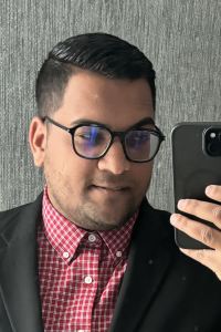 Amrish 機場皇冠假日飯店優惠
