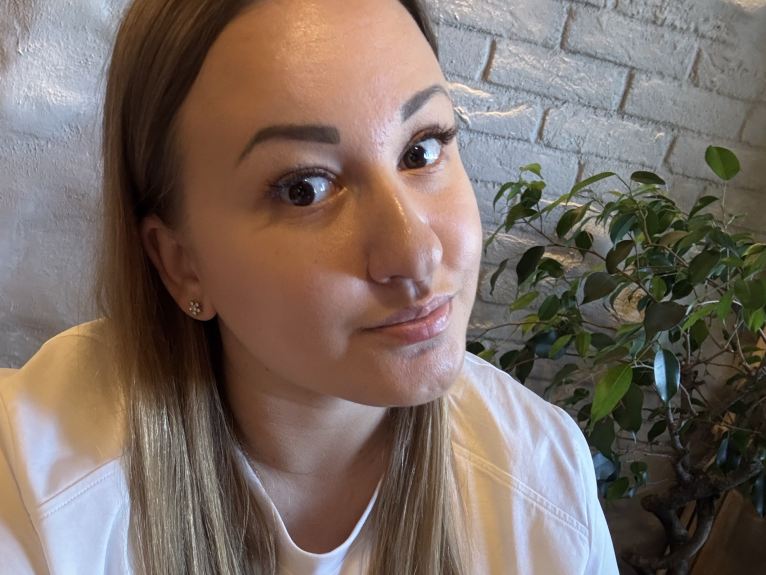 A Frolova