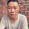 路邊一顆榕樹下