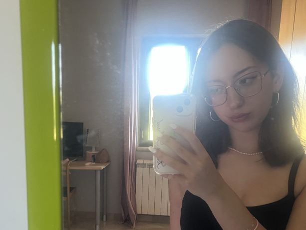 user-avatar