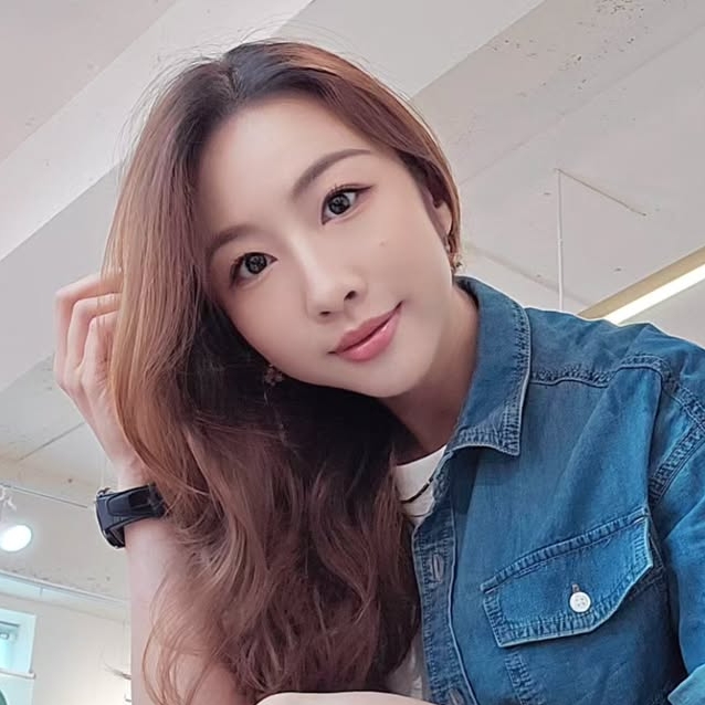 Flora Lee Wing Lam