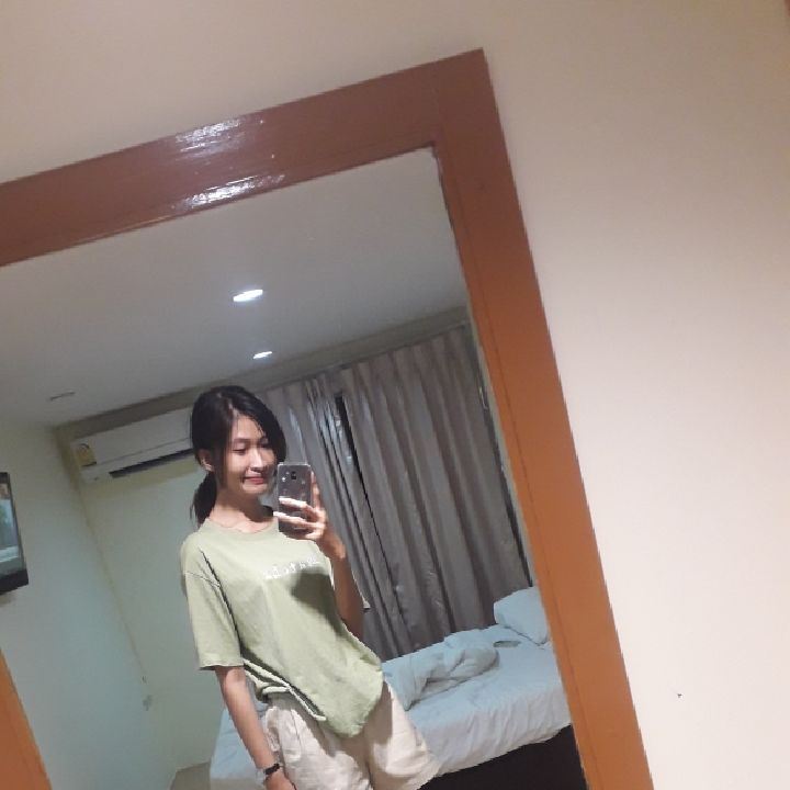 user-avatar