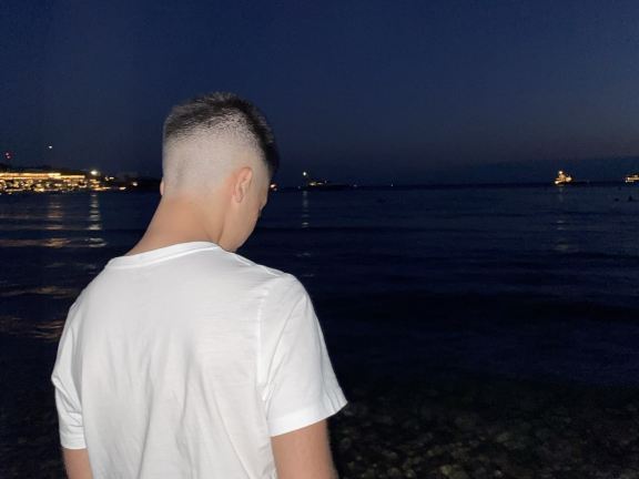 user-avatar