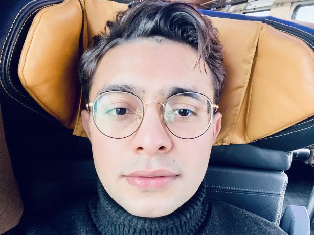 user-avatar