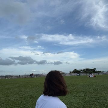 user-avatar