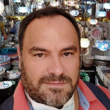 user-avatar
