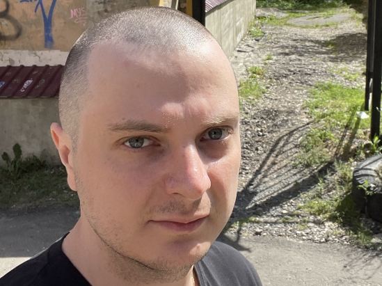 user-avatar