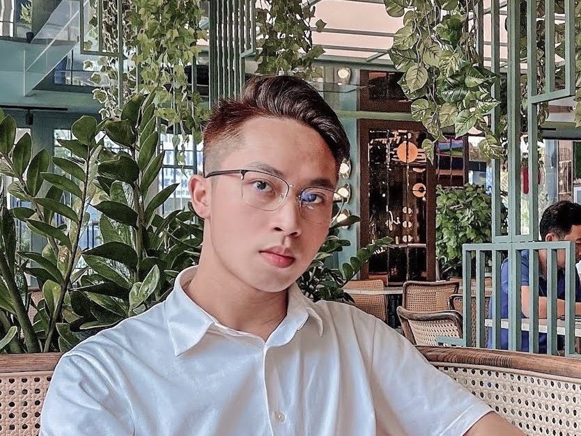 user-avatar