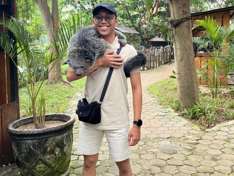 Alvin Esayadi