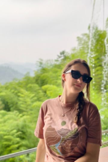 European.mom.in.China