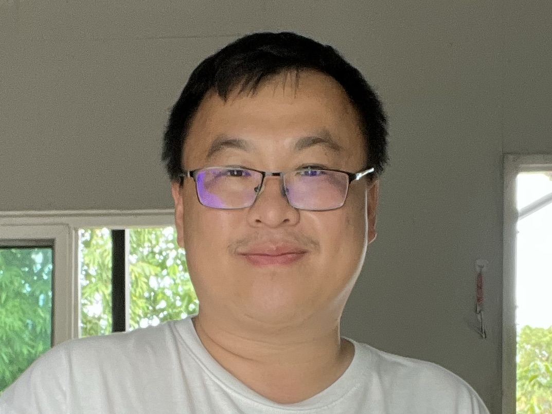 user-avatar