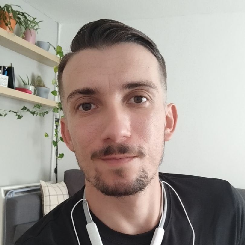 user-avatar