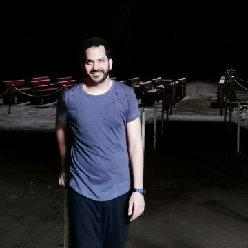 user-avatar