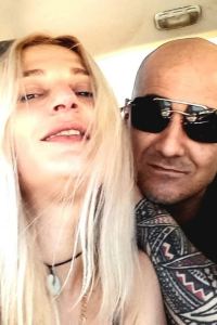 Riana&Alen 山水間江景設計師民宿（解放碑洪崖洞店）優惠