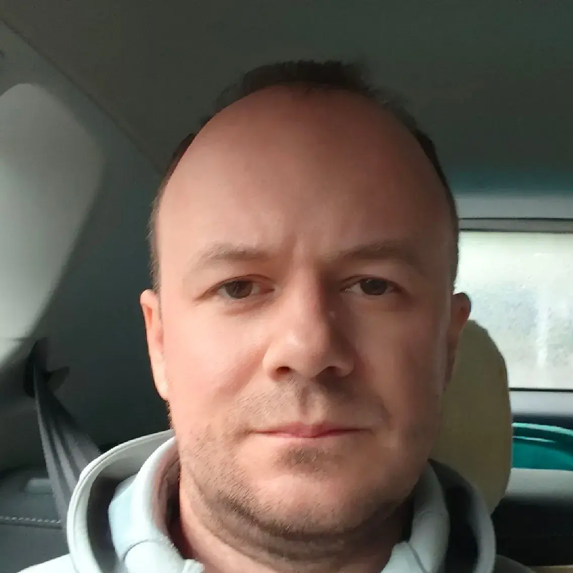 user-avatar